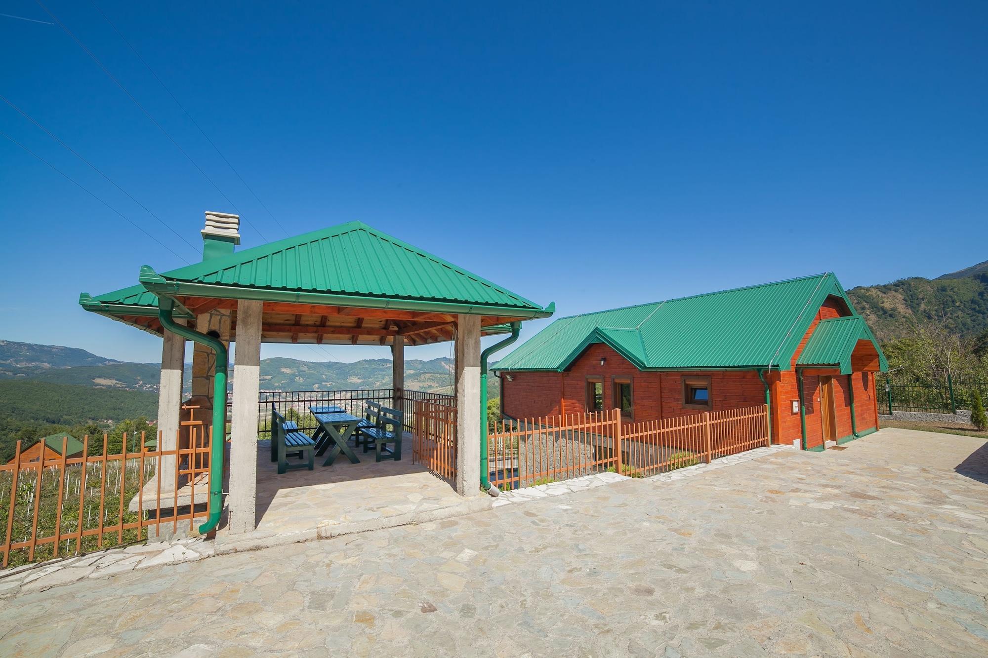 Hotel & Resort Gacka Мойковац Екстер'єр фото