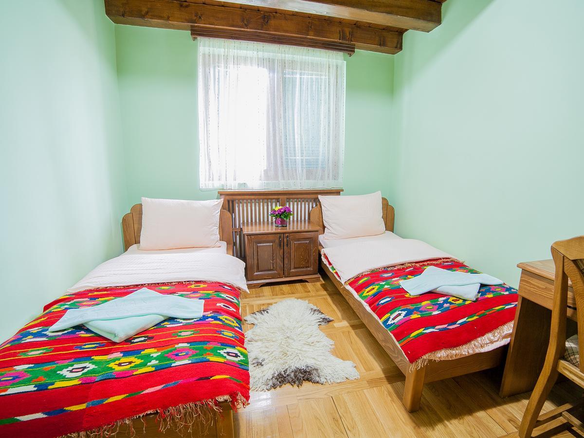Hotel & Resort Gacka Мойковац Екстер'єр фото