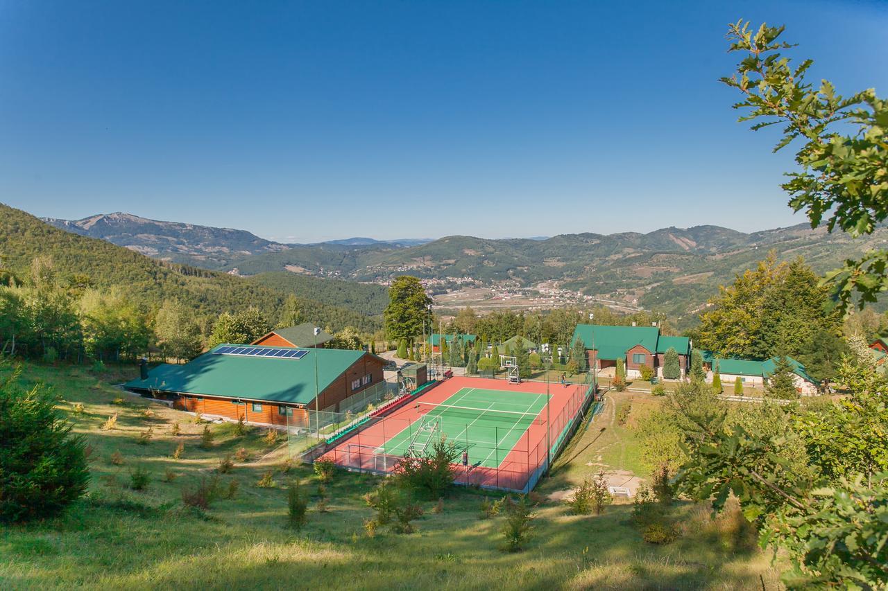Hotel & Resort Gacka Мойковац Екстер'єр фото