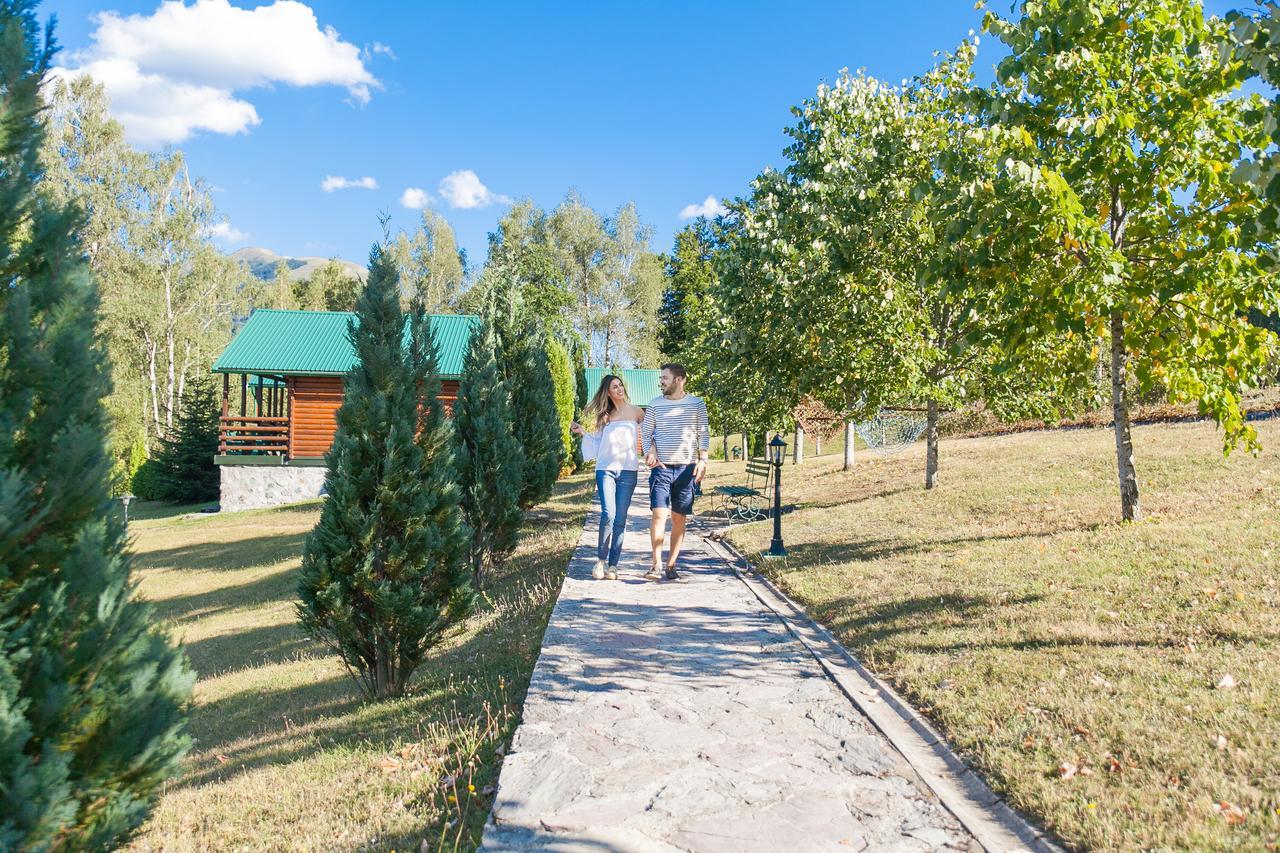 Hotel & Resort Gacka Мойковац Екстер'єр фото